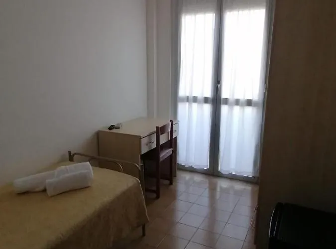 Holiday Джулианова